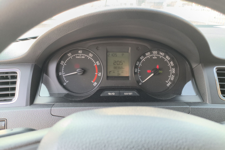 斯柯达 昕锐 2013款 1.6L 自动智选型局部细节14