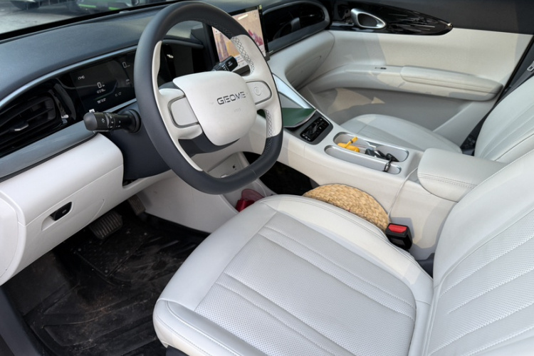 吉利银河 星愿 2025款 310km 青春版中控内饰7002