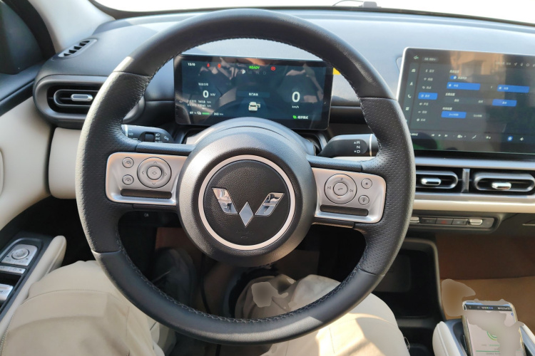 五菱汽车 五菱缤果PLUS 2024款 401km 旗舰版 四座版局部细节13