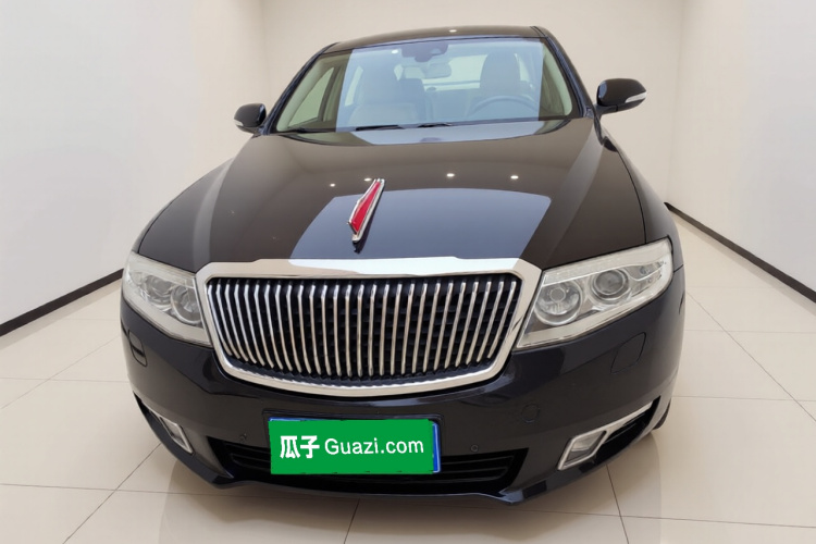 红旗H7 2013款 3.0L 尊贵型车身外观2