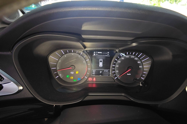 广汽传祺 传祺GS4 2016款 235T G-DCT豪华版局部细节14