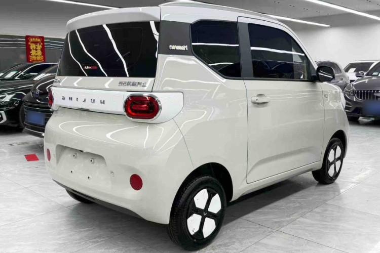 五菱汽车 宏光MINIEV 2024款 第三代 215km 进阶版车身外观6004