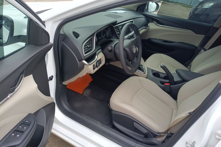 别克 英朗 2021款 典范 1.5L 自动精英型中控内饰7003