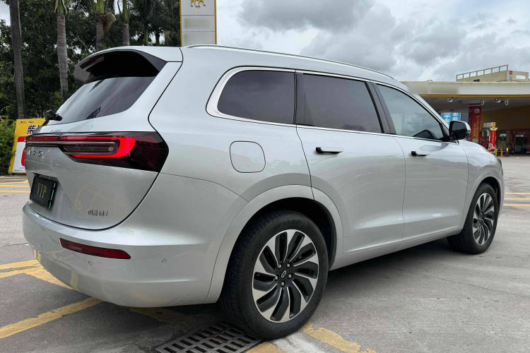 鸿蒙智行 问界M7 2024款 1.5T 后驱Plus版 5座车身外观6008