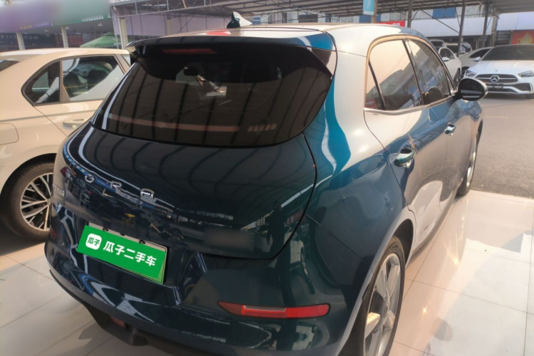 欧拉好猫 2023款 401km标准续航 尊贵型 磷酸铁锂车身外观7