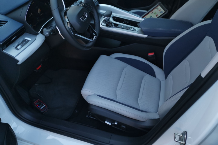 吉利汽车 星瑞 2021款 改款 2.0TD 尊贵型中控内饰19