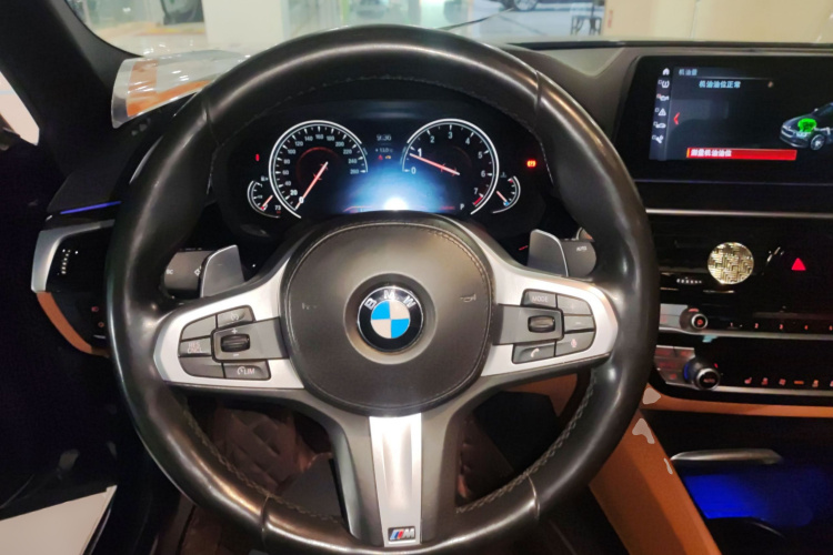 宝马5系 2018款 改款 530Li xDrive M运动套装局部细节13