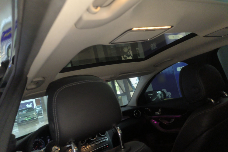 奔驰C级 2021款 C 200 L 时尚型运动版中控内饰22