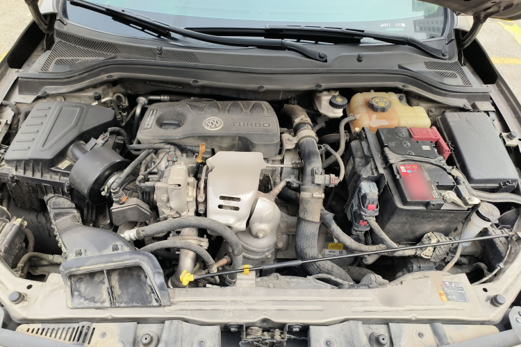 别克 英朗 2019款 15T 双离合进取型 国VI机舱底盘24