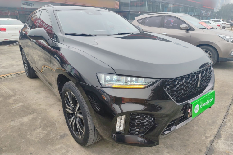 魏牌 VV7 2017款 2.0T 超豪型车身外观3