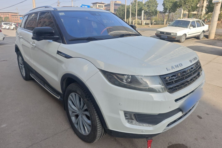 陆风X7 2015款 2.0T 全景尊贵版车身外观3