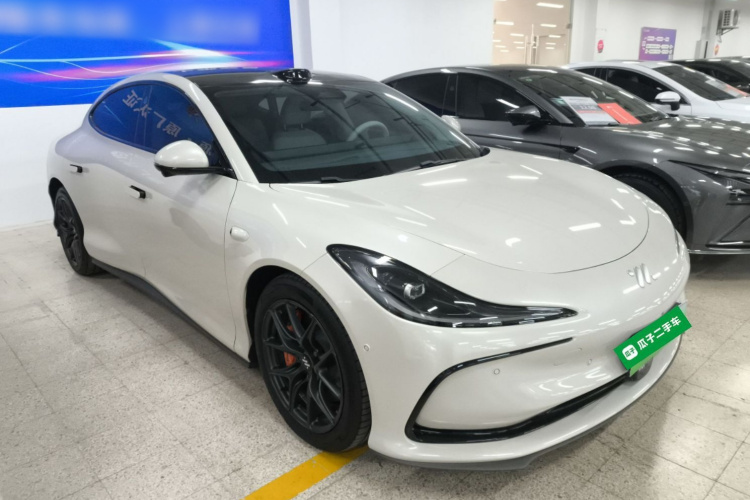 智己汽车 智己L6 2024款 Max 超强性能版车身外观6002