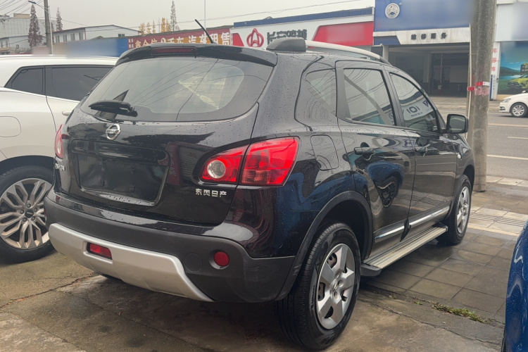 日产 逍客 2012款 1.6XE 风 5MT 2WD车身外观6004