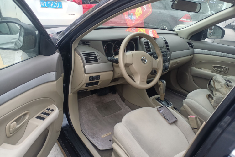 日产 轩逸 2012款 经典 1.6XE 自动舒适版中控内饰7003