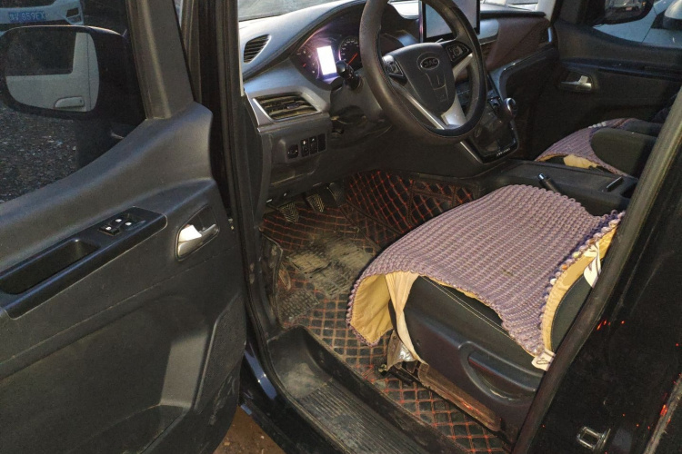 江淮瑞风 瑞风M3 2023款 PLUS 1.8L 9座智联版中控内饰20