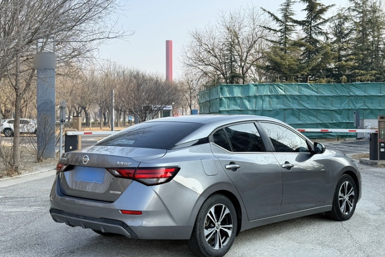 日产 轩逸 2020款 1.6L XL CVT悦享版车身外观6008