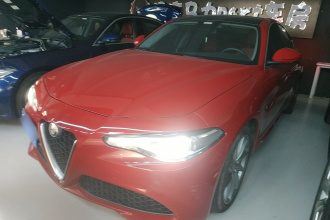 阿尔法·罗密欧 Giulia朱丽叶 2019款 2.0T 280HP 豪华版