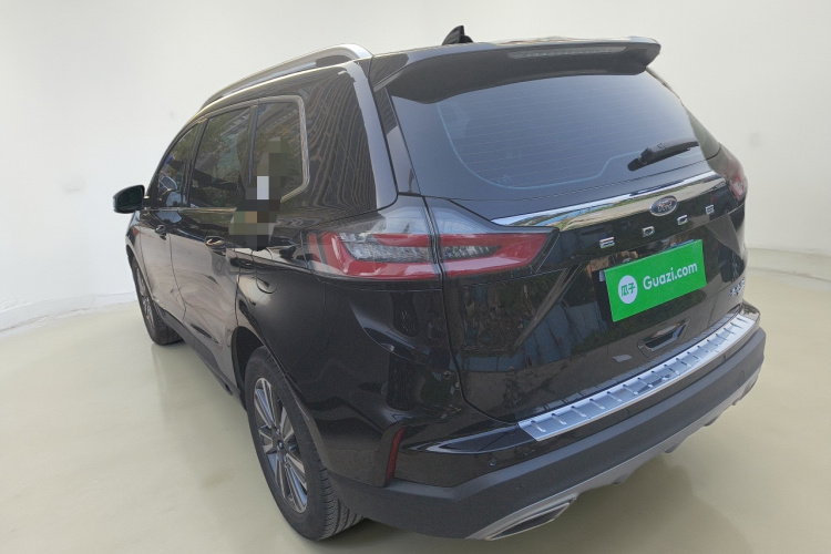 福特 锐界 2022款 PLUS EcoBoost 245 四驱铂锐型 7座车身外观5