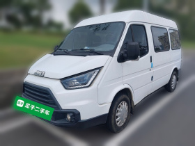 江铃 特顺 2017款 2.8T商运型短轴中顶6/7/8座JX493