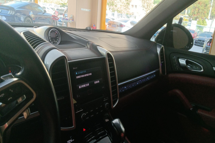 保时捷 2016款 Cayenne 3.0T中控内饰12