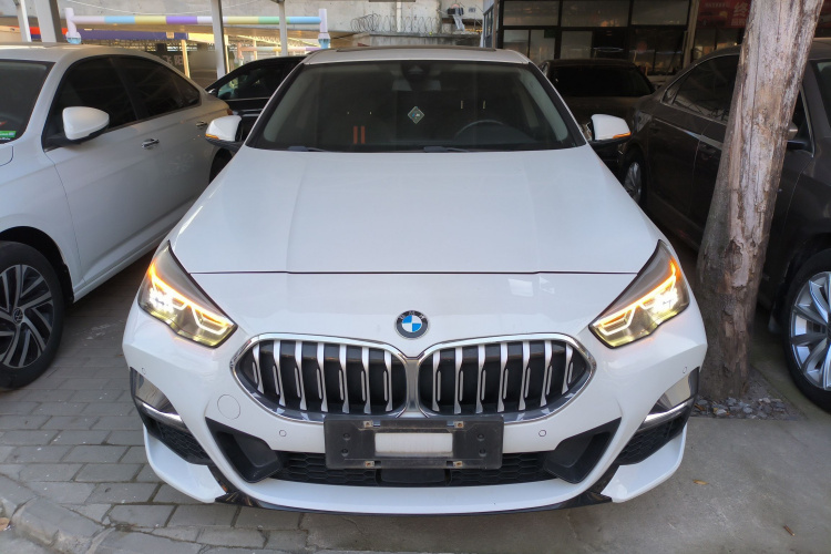 宝马2系(进口) 2021款 225i 四门轿跑车 M运动套装车身外观2