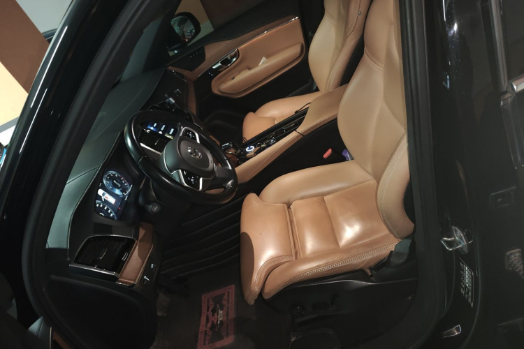 沃尔沃XC90 2019款 T6 智雅版 7座 国V局部细节19