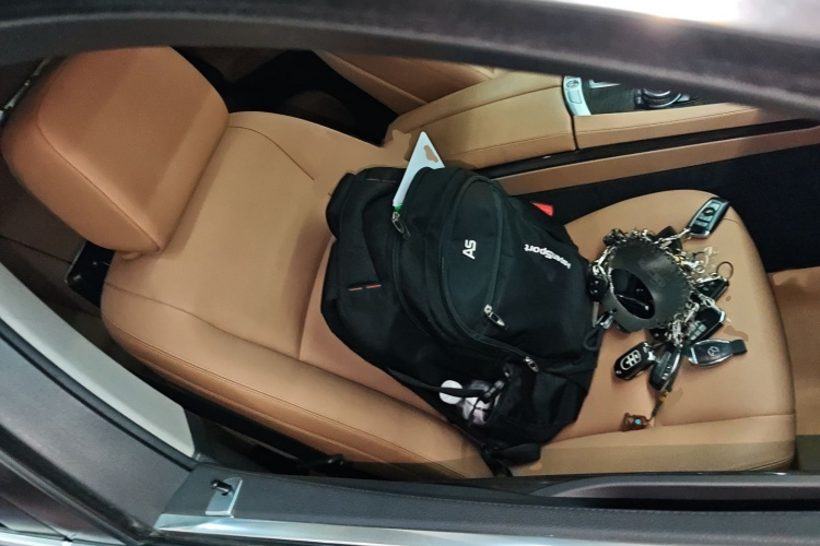 宝马7系 2014款 730Li 臻享型局部细节41