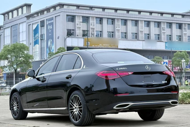 奔驰C级 2022款 改款 C 260 L车身外观6008