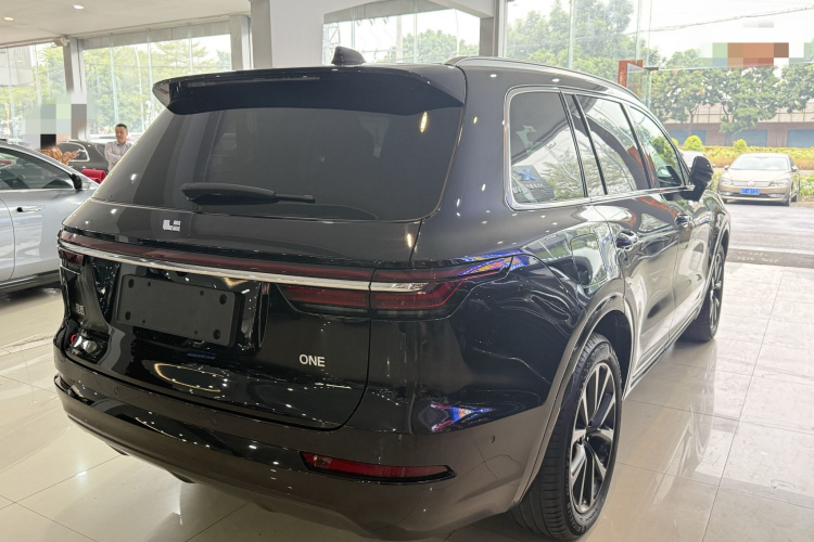 理想汽车 理想ONE 2021款 增程6座版车身外观6007
