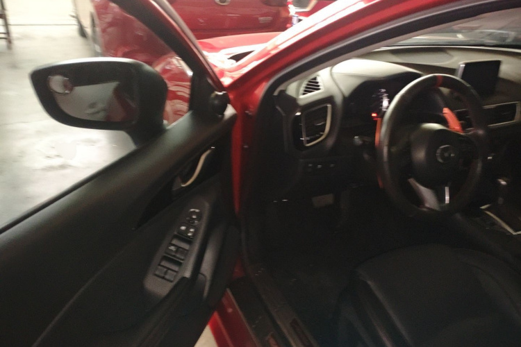 马自达3 昂克赛拉 2016款 三厢 2.0L 自动运动型中控内饰7003