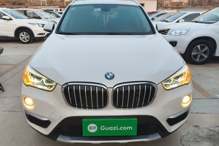 宝马X1 2018款 sDrive18Li 尊享型车身外观2