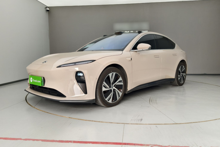 蔚来ET5 2022款 75kWh车身外观1