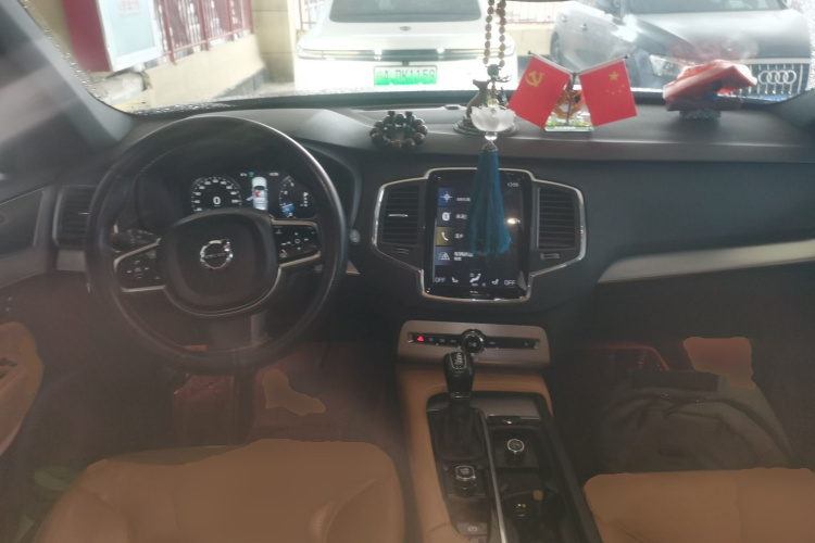 沃尔沃XC90 2019款 T5 智逸版 5座 国VI中控内饰12