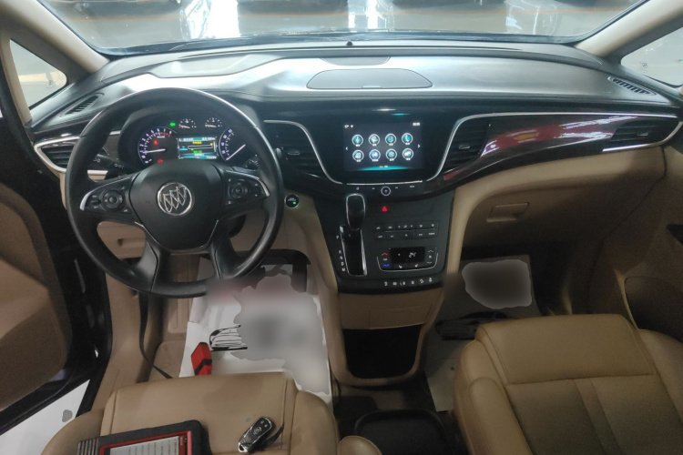 别克GL8 2017款 ES 28T 尊享型 国V中控内饰12