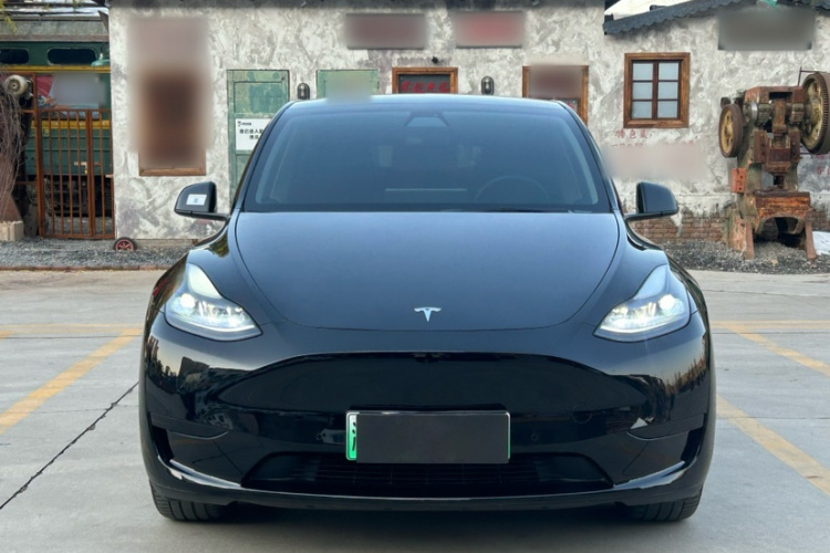 特斯拉 Model Y 2022款 后轮驱动版车身外观6007
