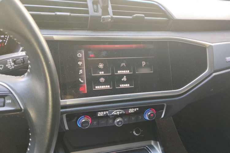 奥迪Q3 2019款 35 TFSI 进取动感型局部细节16