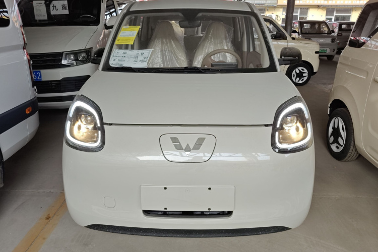 五菱汽车 宏光MINIEV 2025款 四门版 进阶款车身外观2