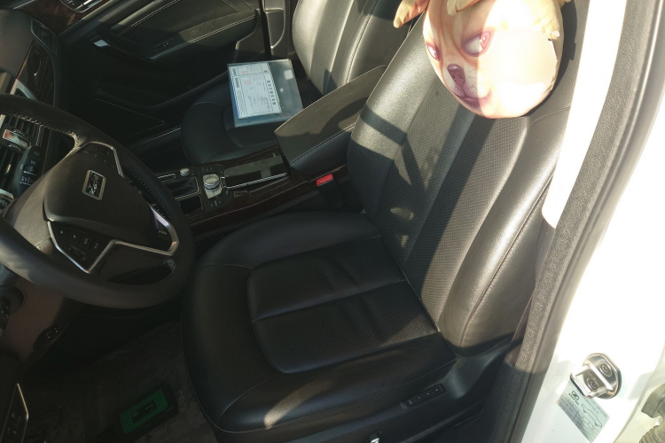 众泰Z700 2016款 1.8T DCT典雅型中控内饰19