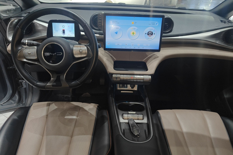 比亚迪 海豚 2023款 420km 时尚版中控内饰12