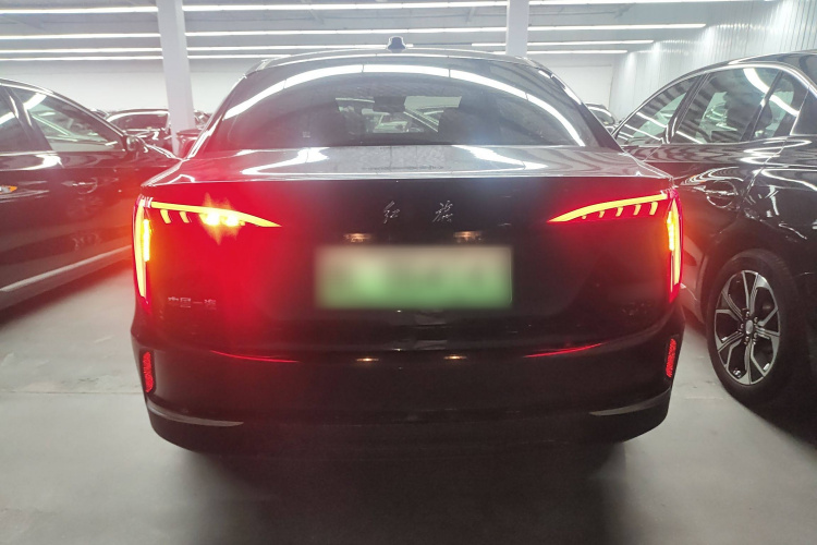 红旗E-QM5 2022款 431km 充电乐享版车身外观6004