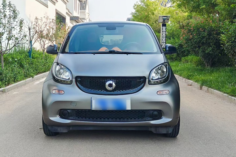 smart fortwo 2015款 1.0L 52千瓦硬顶激情版车身外观6003