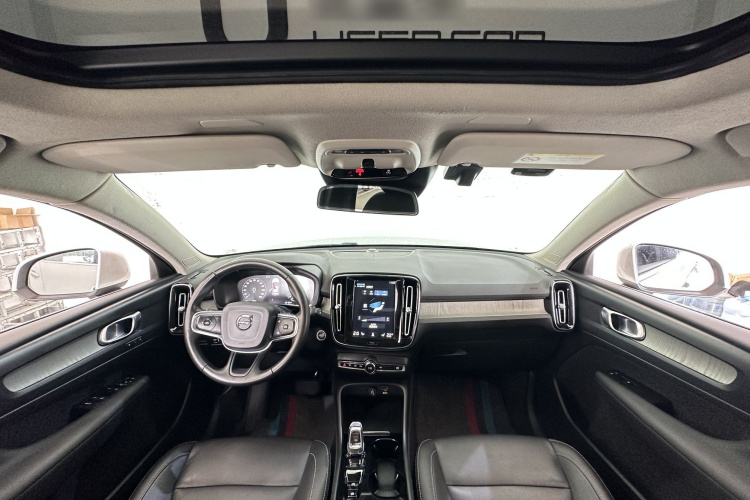 沃尔沃XC40 2021款 T4 四驱智远豪华版中控内饰7001