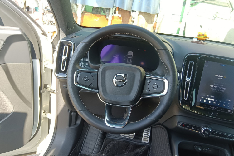 沃尔沃XC40新能源 2021款 P8 纯电 四驱智雅运动版局部细节13
