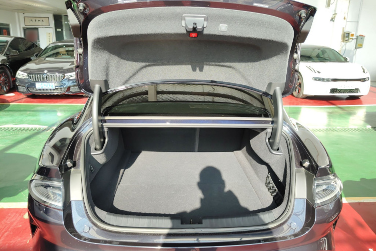 小米汽车 小米SU7 2024款 后驱长续航智驾版机舱底盘23