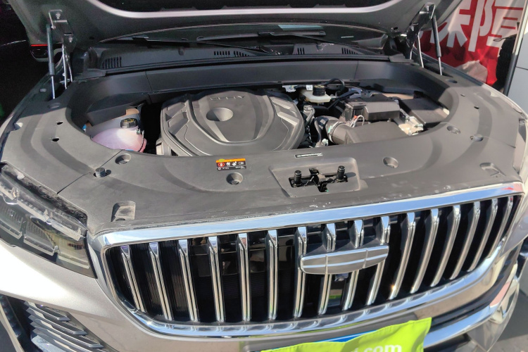 吉利汽车 星越L 2025款 东方曜 2.0TD 自动揽星版机舱底盘24