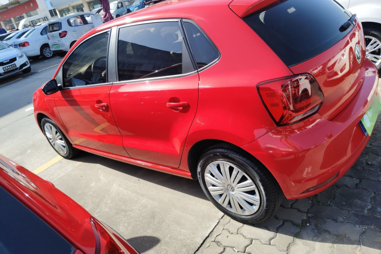 大众 Polo 2016款 1.6L 自动舒适型车身外观4
