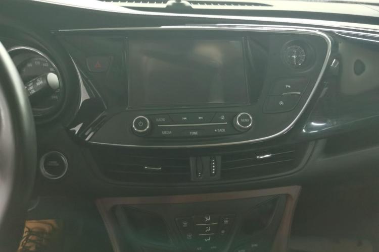 别克 昂科威 2019款 28T 四驱精英型 国V中控内饰7002