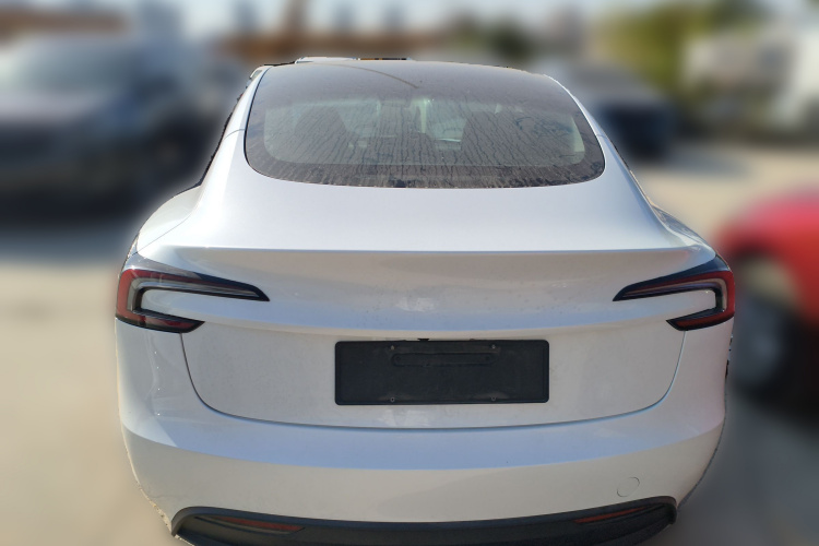 特斯拉 Model 3 2023款 后轮驱动版车身外观6004