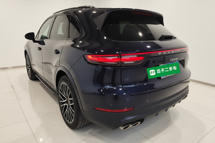 保时捷 2018款 Cayenne 3.0T车身外观5