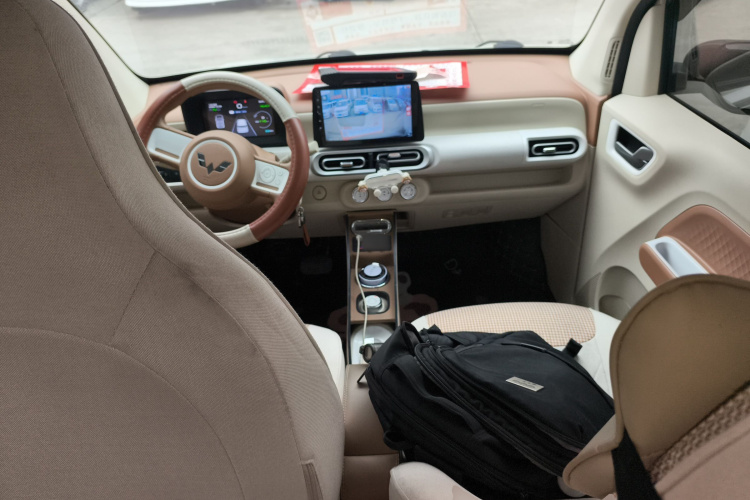 五菱汽车 宏光MINIEV 2024款 第三代 215km 青春版中控内饰12